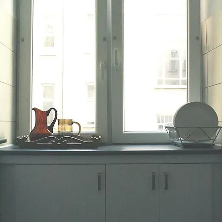 Roommate Hoza 41 Apartment *