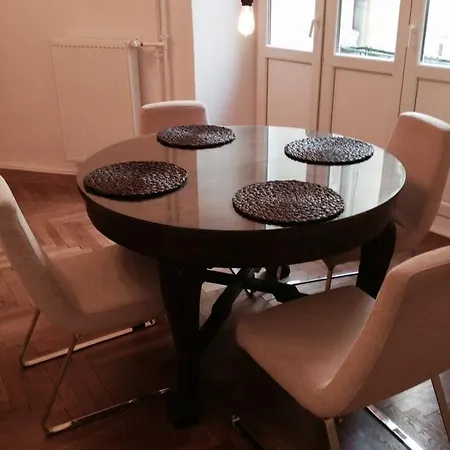 Roommate Hoza 41 Apartment *